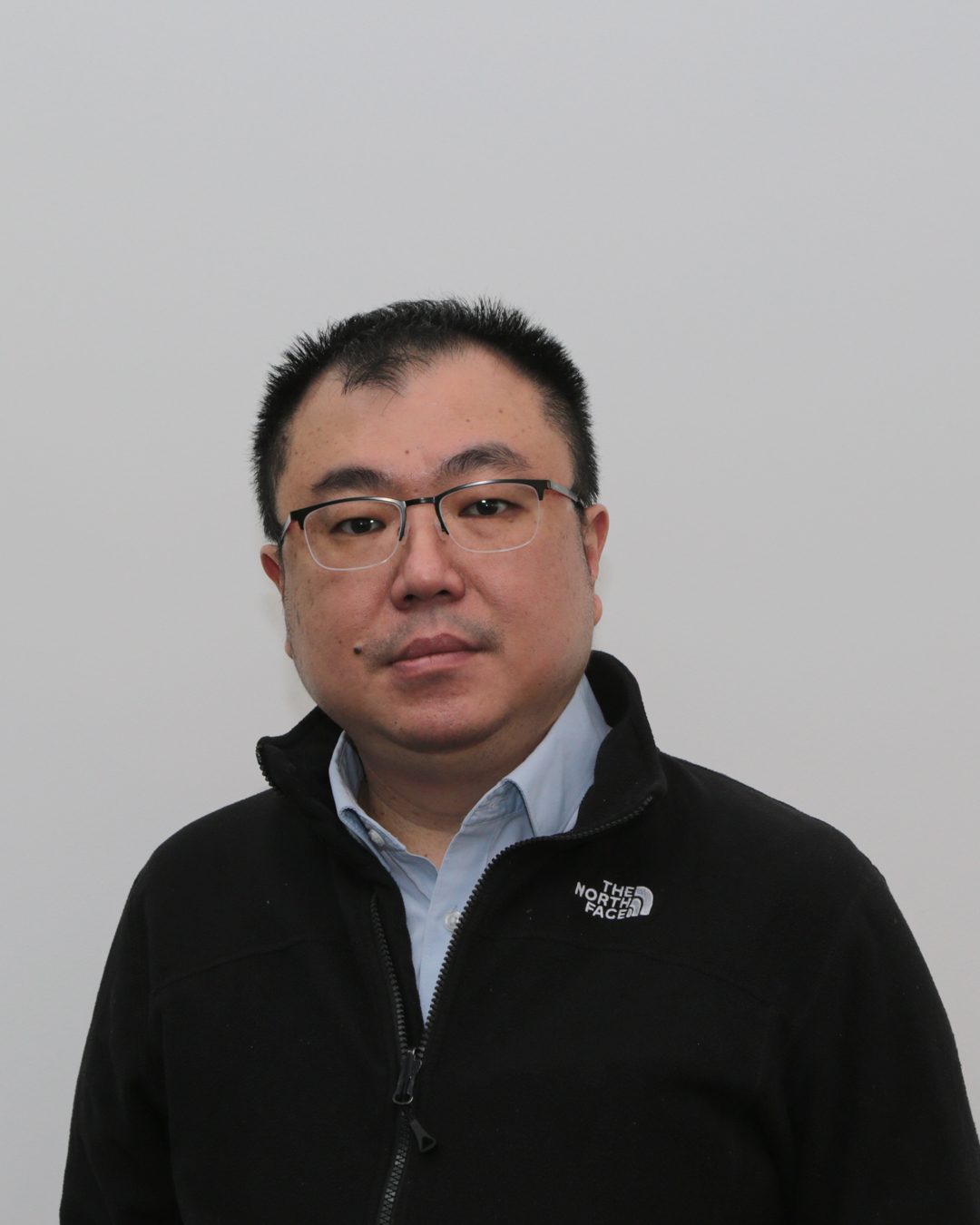 Meng Lim Photo Meng Lim, accountant at Advantage Solicitors professional headshot