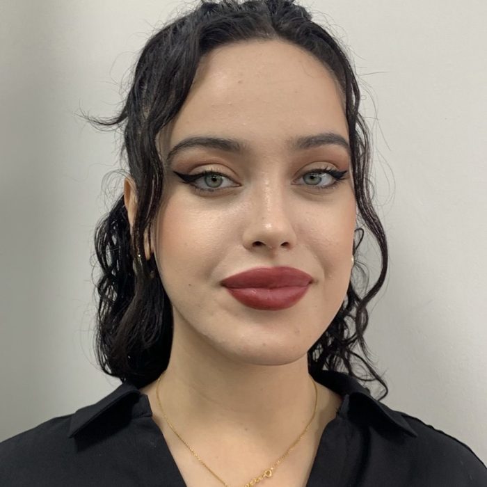 Rojin Kizil, Paralegal at Advantage Solicitors professional headshot